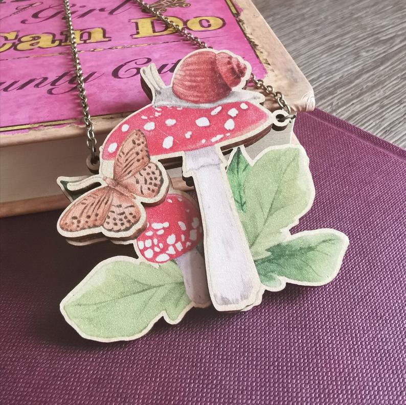 Toadstool Necklace Card